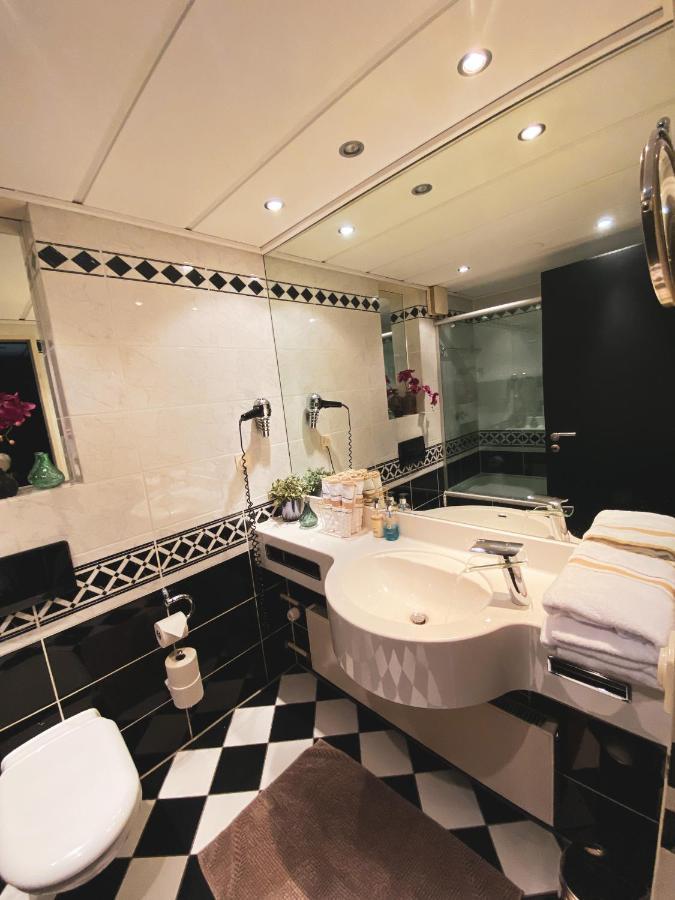 Augenblick Goodnight Hotel Kleve  Eksteriør billede
